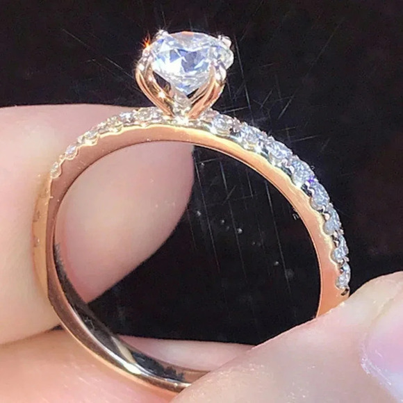 😍Dainty Refine Crystal Pure Round Beautiful Ring for Women, K880 - Picture 1 of 7